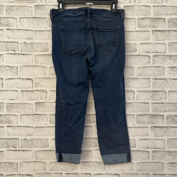 Women’s Liverpool medium wash rolled hem jeans, Size 6P/28 - Picture 2 of 4